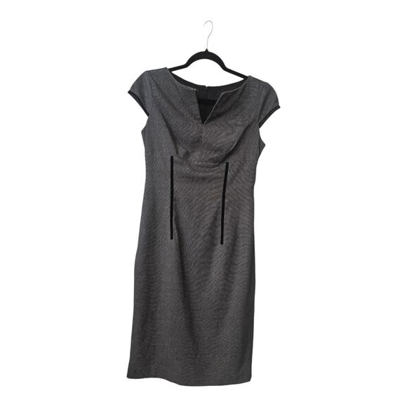 Jones Wear Sheath Dress Size 4 Black Empire Waist Split V-Neck Cap Sleeves READ - Picture 1 of 11